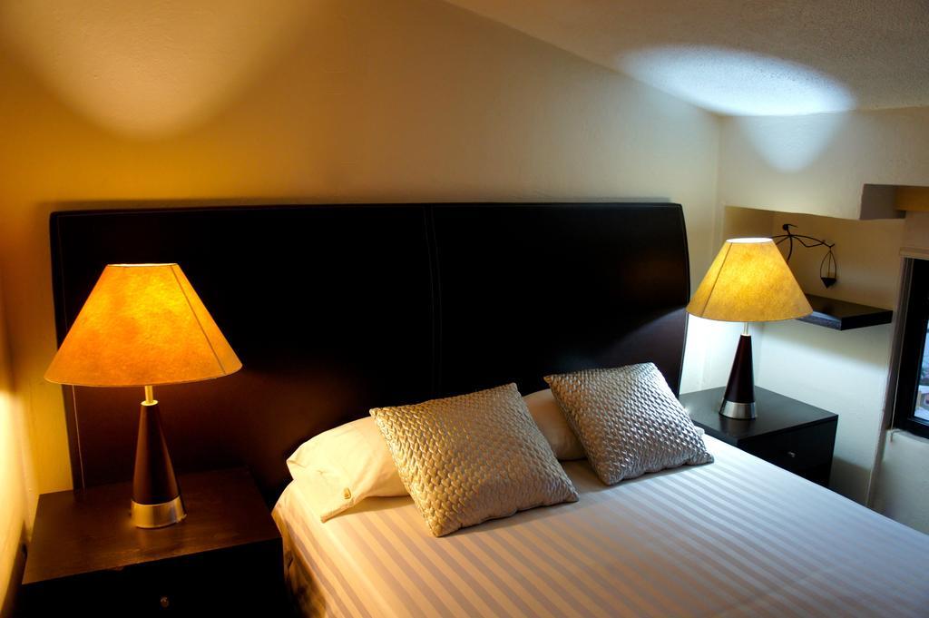 Aztic Hotel And Executive Suites Мексико Сити Екстериор снимка