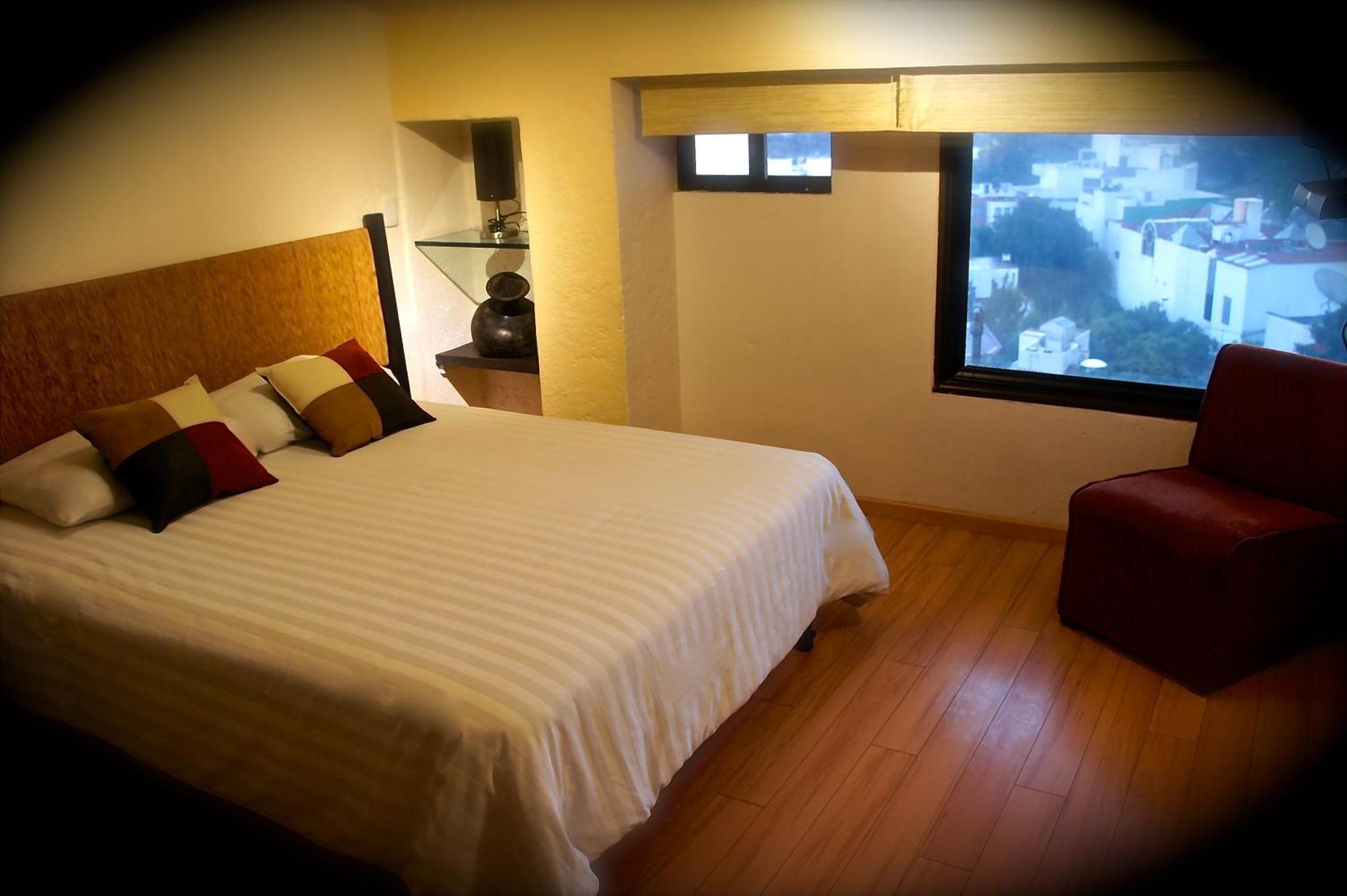 Aztic Hotel And Executive Suites Мексико Сити Стая снимка