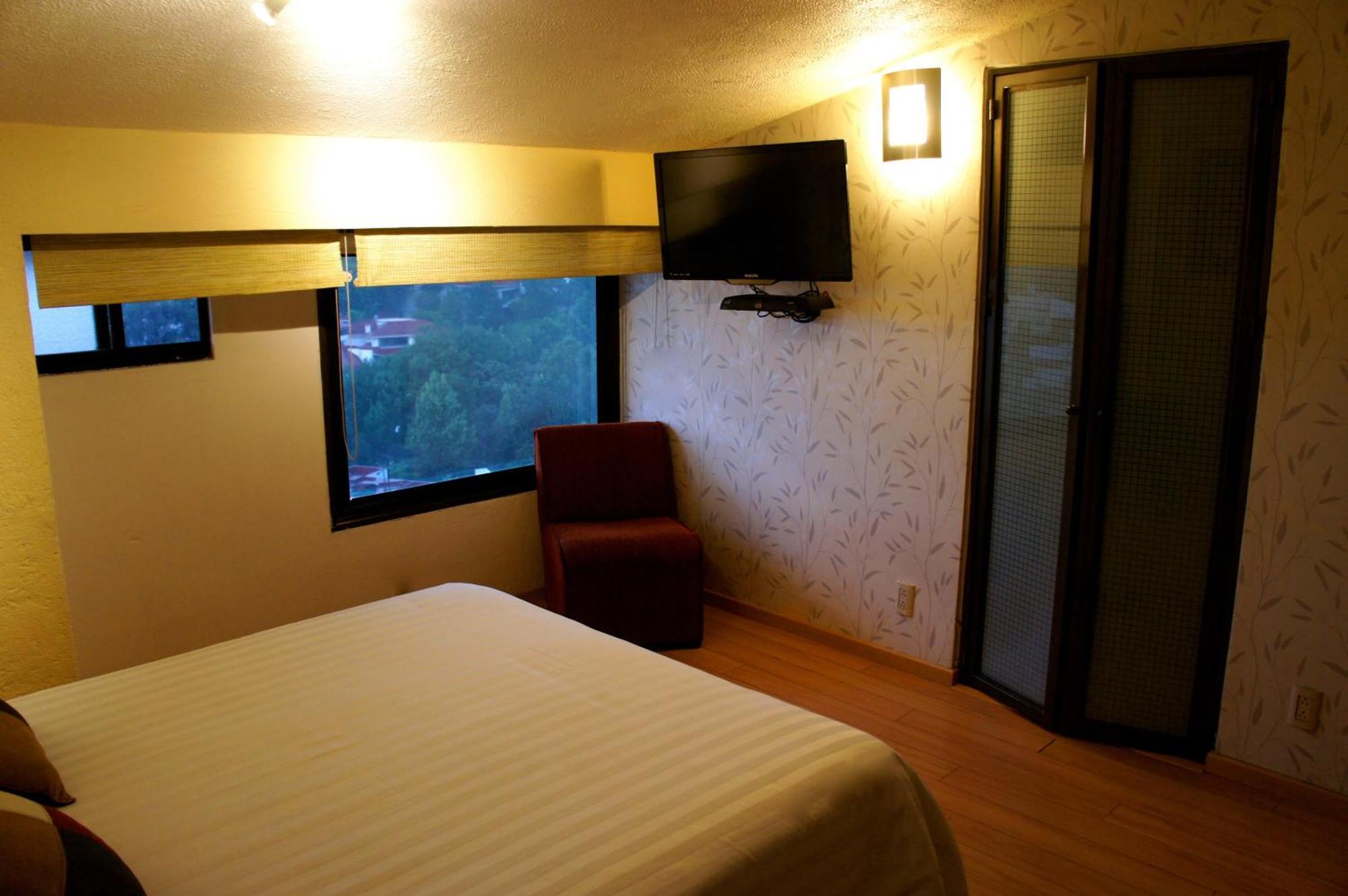 Aztic Hotel And Executive Suites Мексико Сити Стая снимка